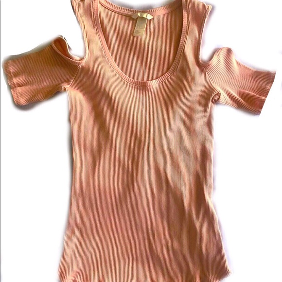 H&M Ribbed Cold-Shoulder Top - Picture 2 of 6